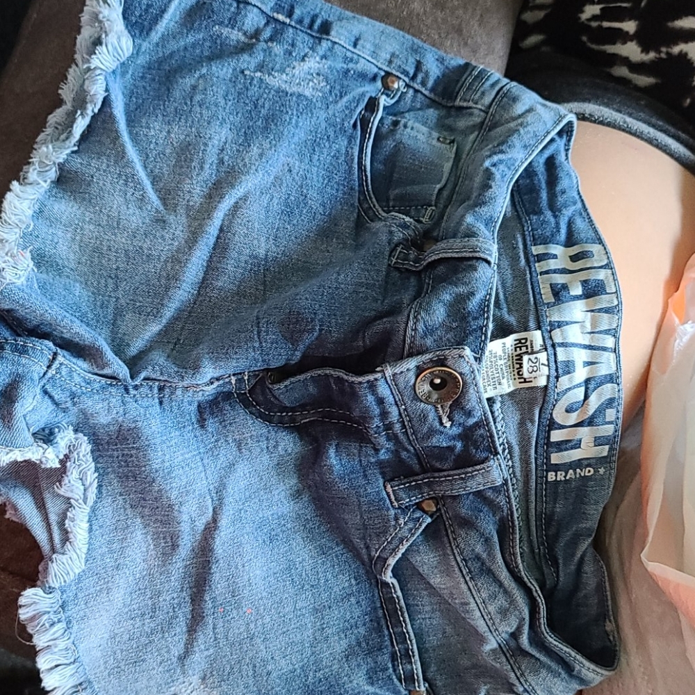 Rewash sz 7/28 denim shorts